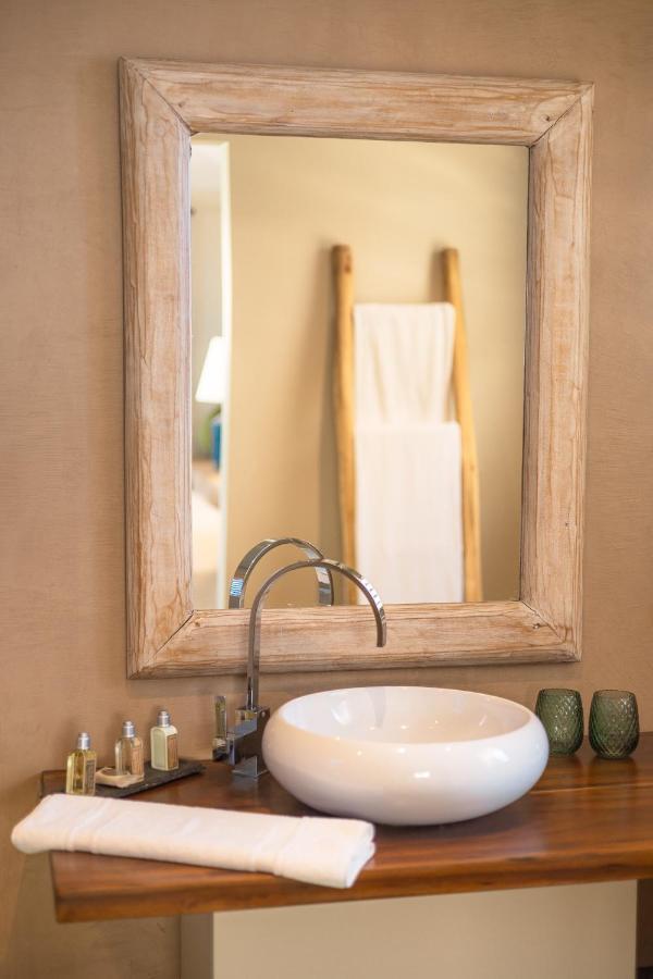 Karibuni Boutique Hotel (Adults Only) Cul de Sac ภายนอก รูปภาพ