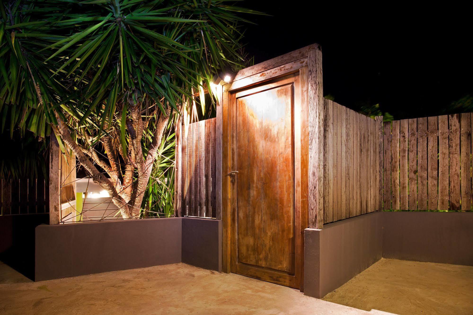 Karibuni Boutique Hotel (Adults Only) Cul de Sac ภายนอก รูปภาพ